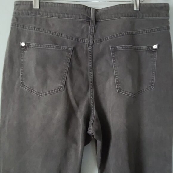 Anthropologie Pilcro The Borrowed Boyfriend Jeans Sz 32 Gray Distressed NWOT - Picture 7 of 14